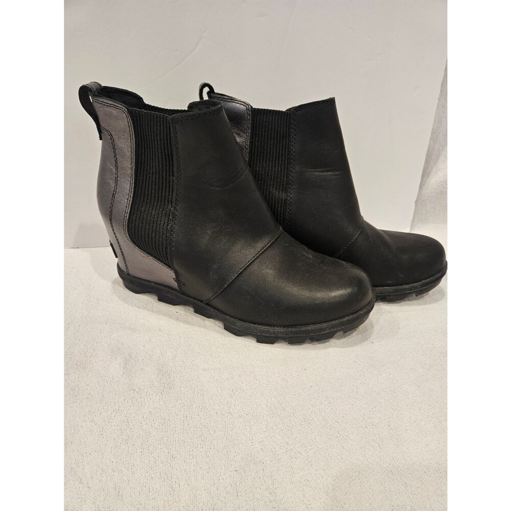 Sorel Joan of Arctic Black Leather Wedge II Chelsea Boots Women's Size 9.5